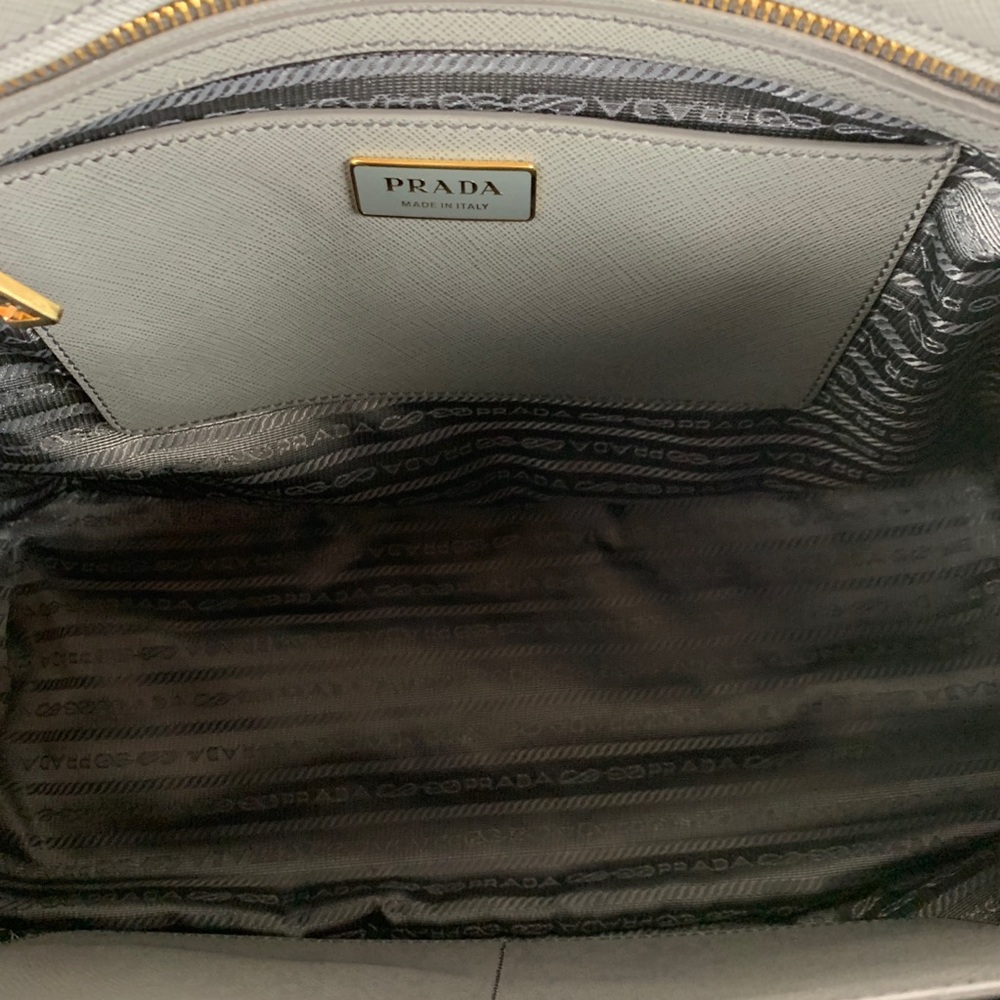 New Prada Italian Galleria Large Double Zip Tote - Picture 8 of 8